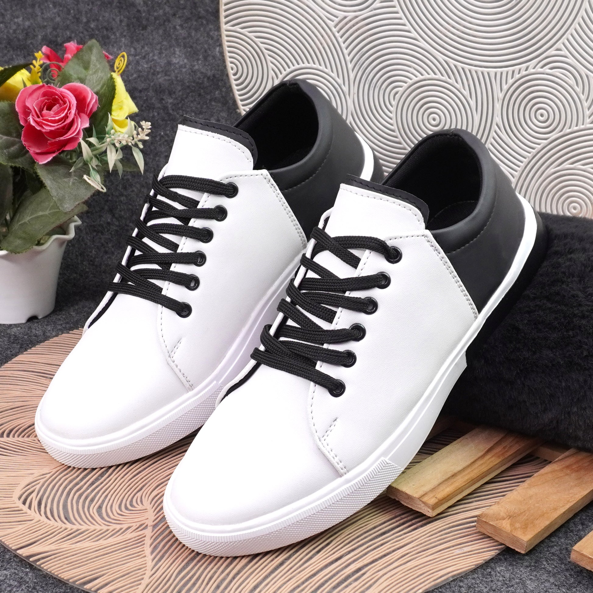 RX2 Colorblocked Sneakers