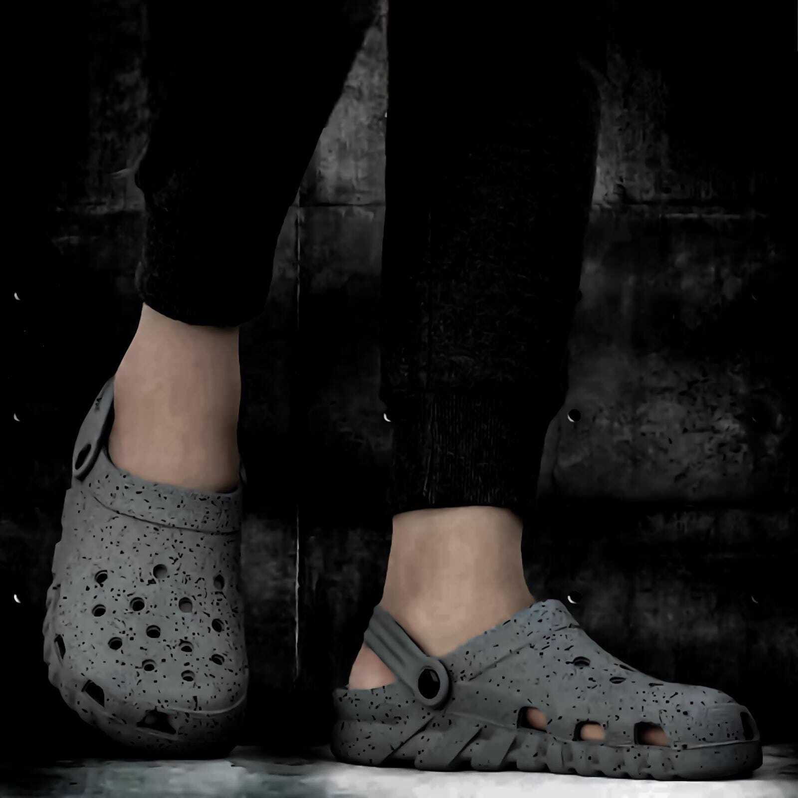 RX8 Casual Clogs